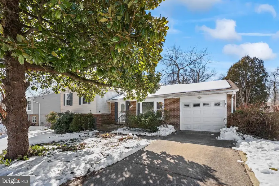 7611 Camp Alger Ave, Falls Church, VA 22042 - #2