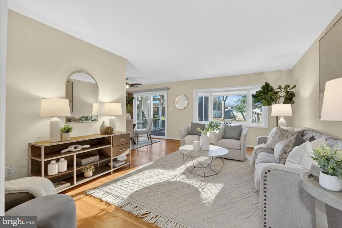 6424 Cabell Ct, Springfield, VA 22150 - Image #1