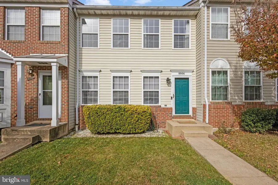 8906 Royal Astor Way, Fairfax, VA 22031 - #2