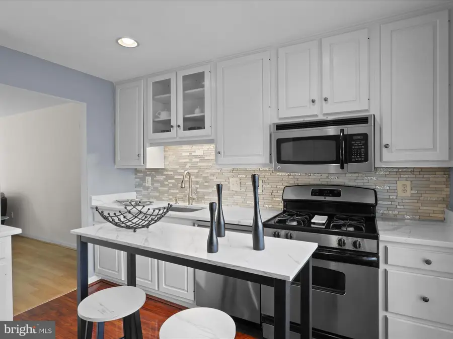 8068 Dulciana Ct, Springfield, VA 22153 - Image #3