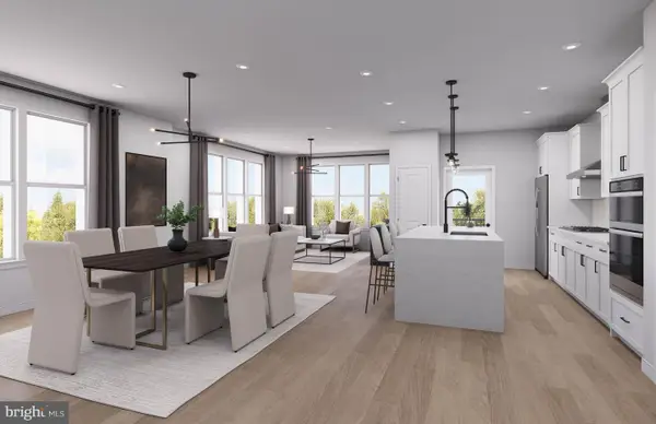 1961 Illumination Dr #8, VIENNA, VA 22182