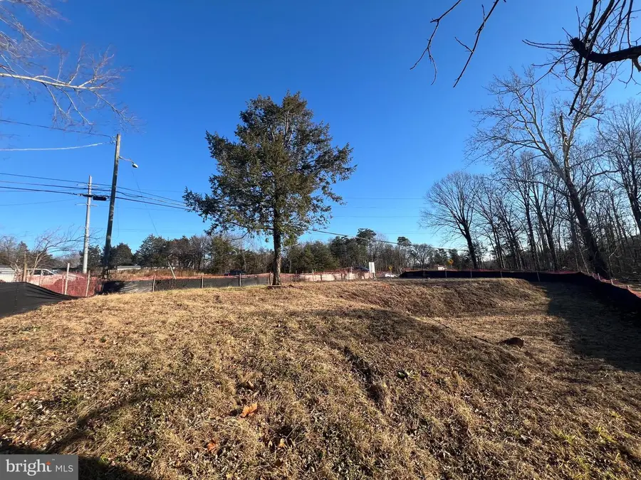 7106 Centreville Rd, Centreville, VA 20121 - Image #3