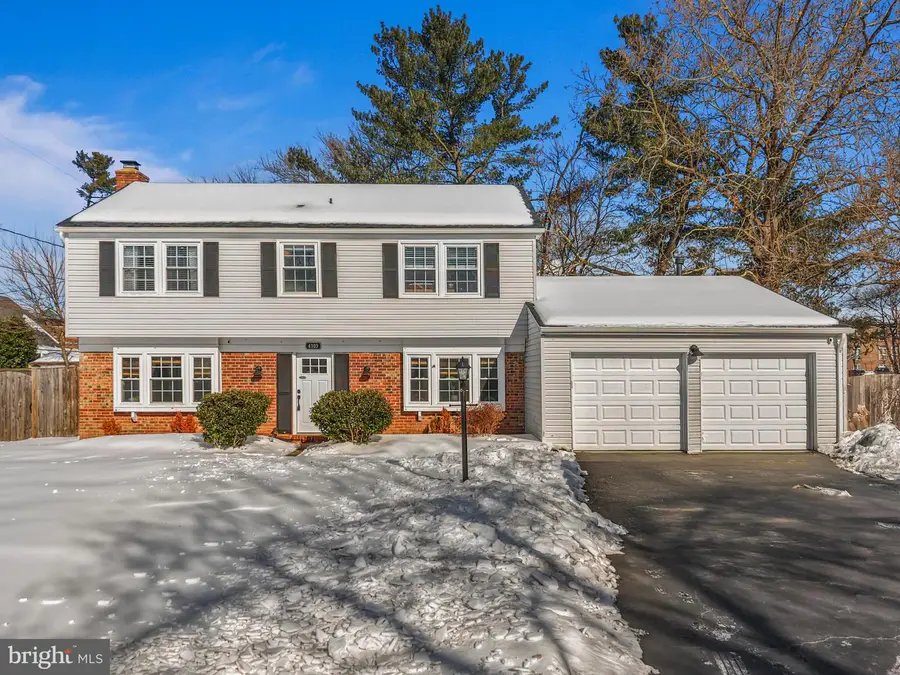 4103 Meadow Hill Ln, Fairfax, VA 22033 - Image #2