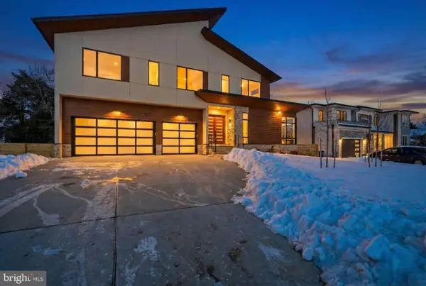 6816 Dean Dr, MCLEAN, VA 22101