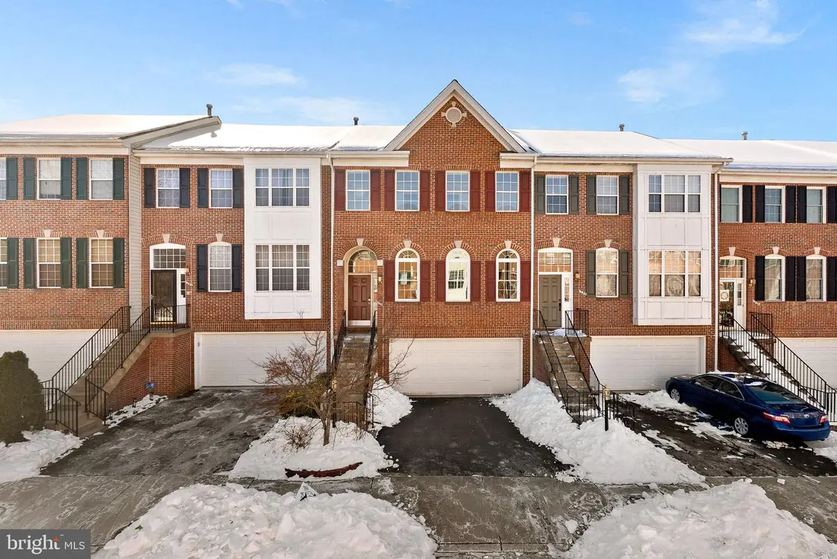 1733 Stuart Pointe Ln, Herndon, VA 20170 - Image #1