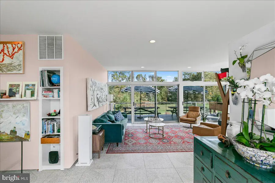 10222 Van Thompson Rd, Fairfax Station, VA 22039 - #2