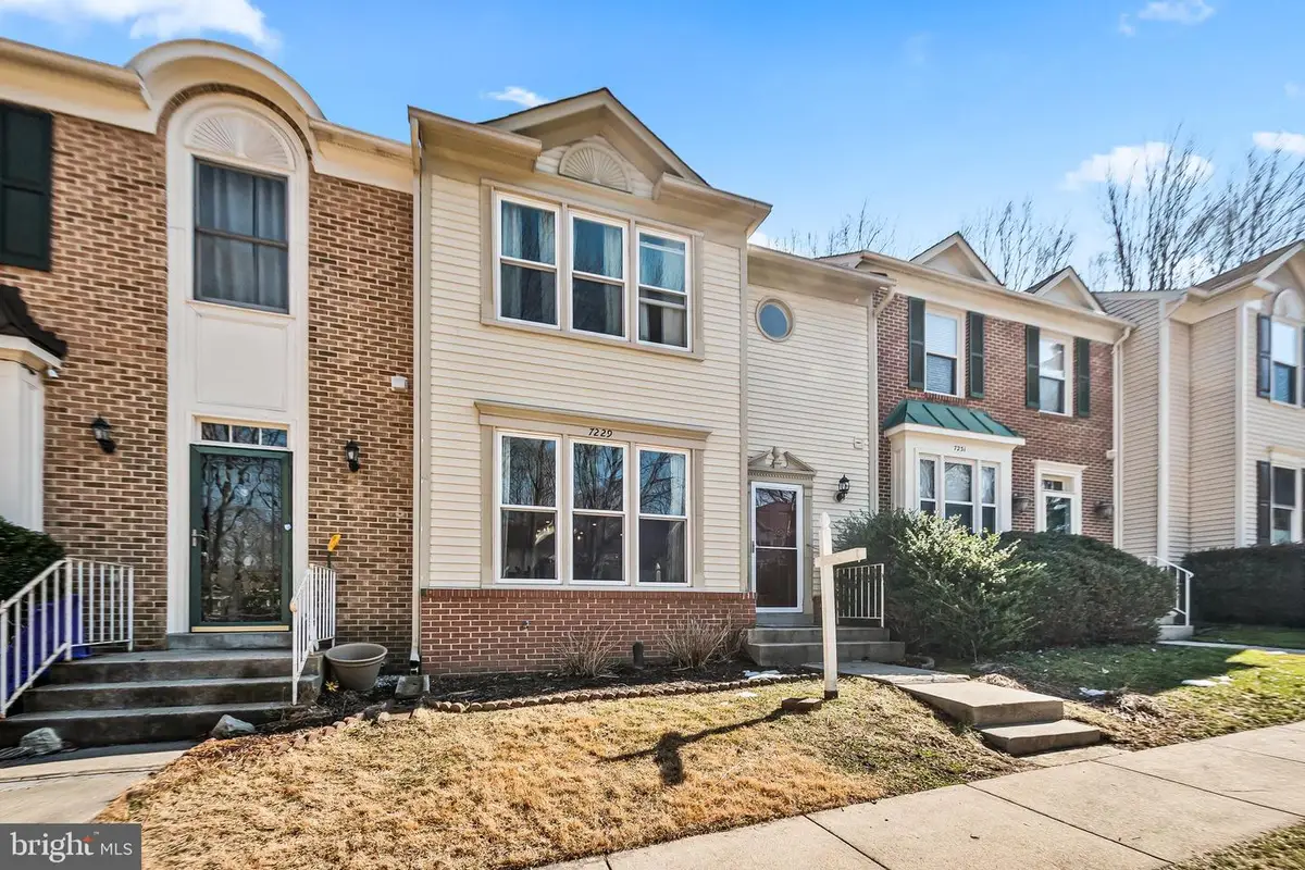 7229 Olde Lantern Way, Springfield, VA 22152 - #1