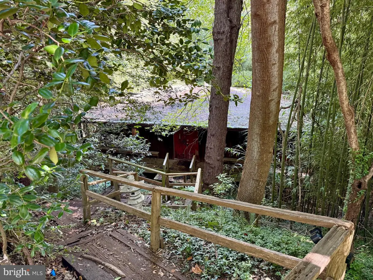 1003 Gelston Cir, McLean, VA 22102 - Image #1