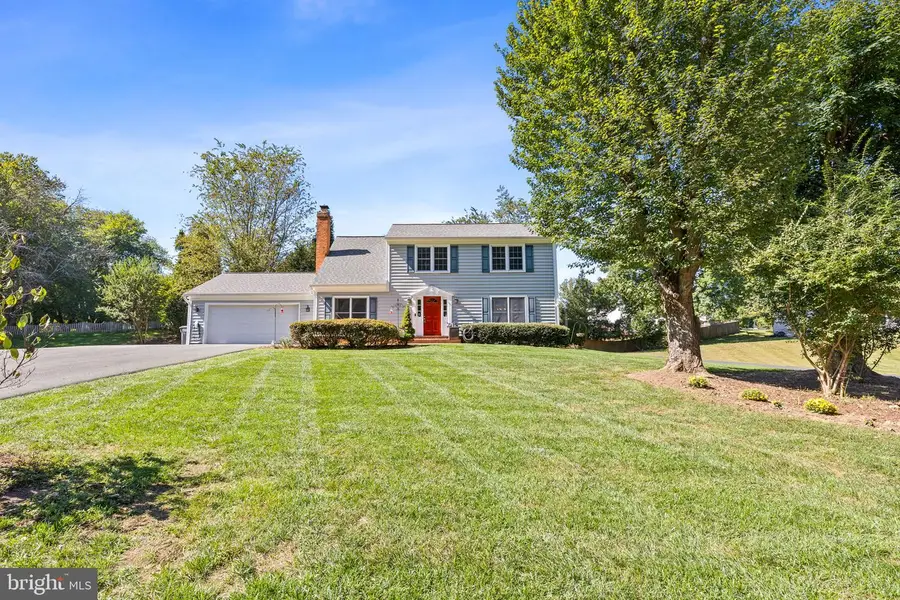 6116 Kings Color Dr, Fairfax, VA 22030 - #2