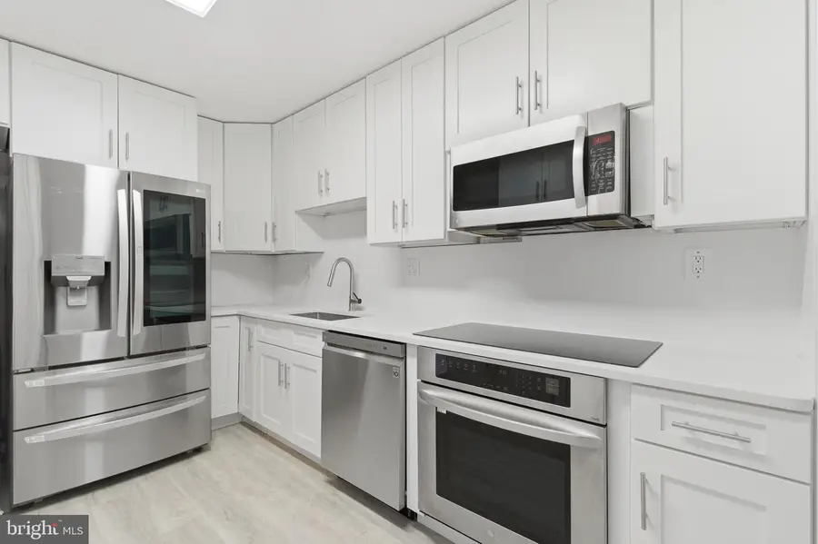 8350 Greensboro Dr #517, McLean, VA 22102 - Image #2