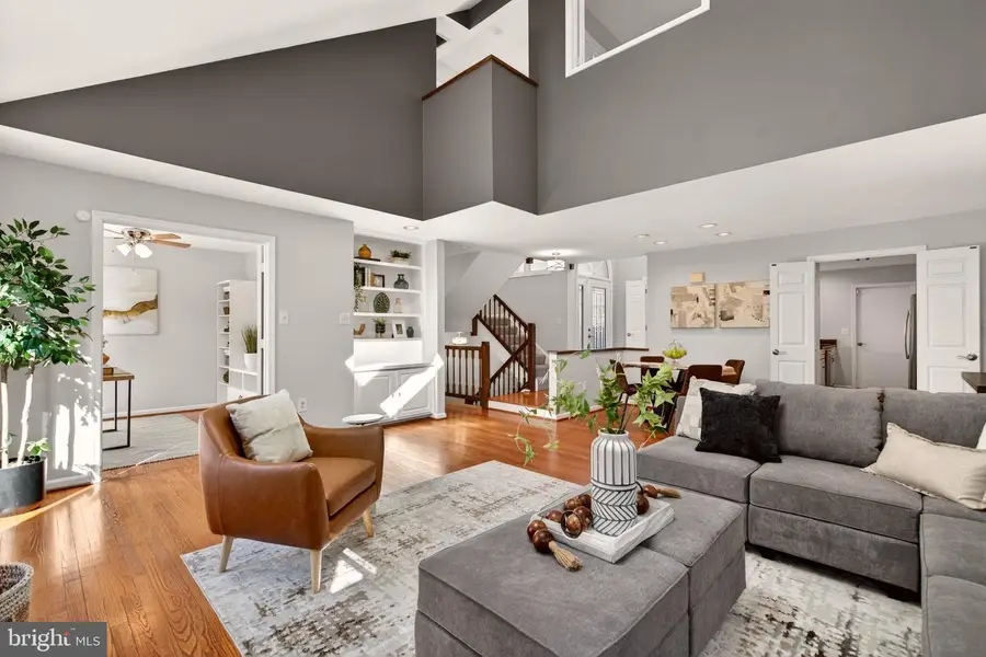 2924 Elmesmeade Ct, Oakton, VA 22124 - #3