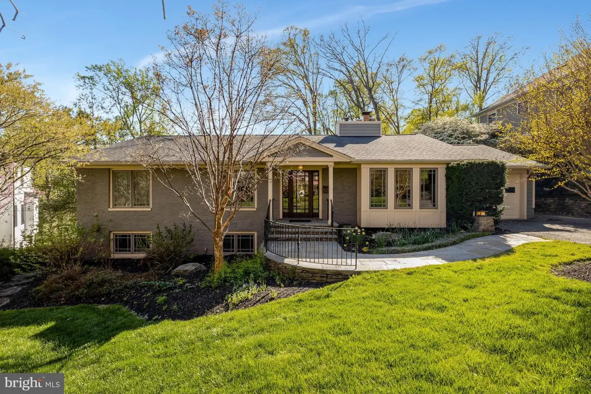 1432 Waggaman Cir, McLean, VA 22101 - #1