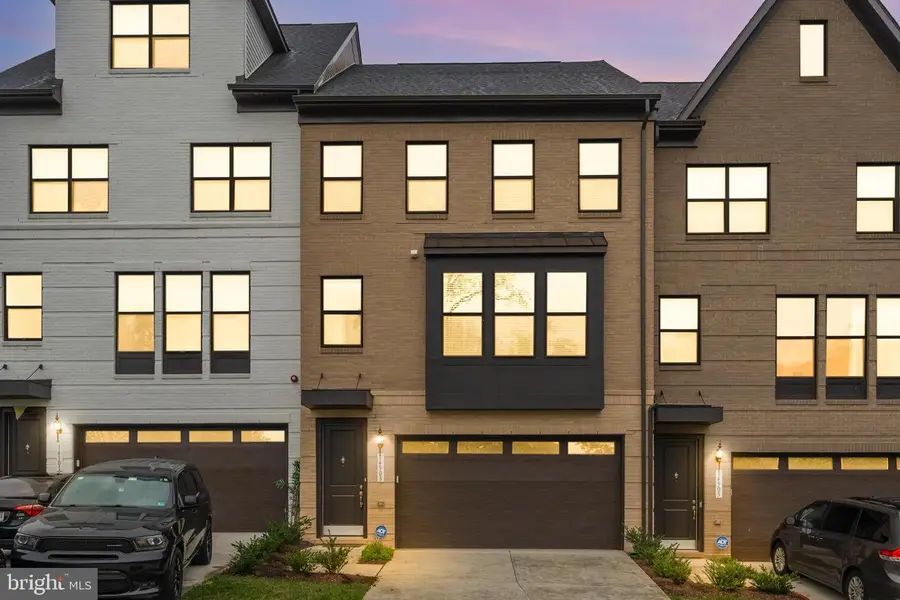 14303 Yesler Ave, Chantilly, VA 20151 - #3