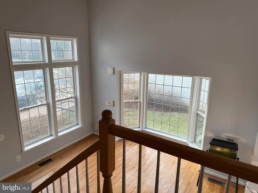 12517 Fox View Way, Reston, VA 20191 - #3