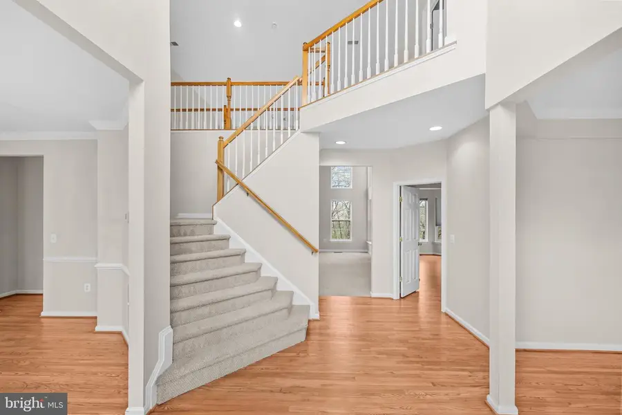 12494 Cliff Edge Dr, Herndon, VA 20170 - #2