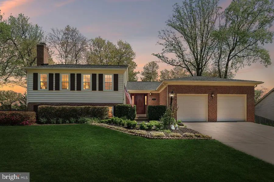 4603 Demby Dr, Fairfax, VA 22032 - #2