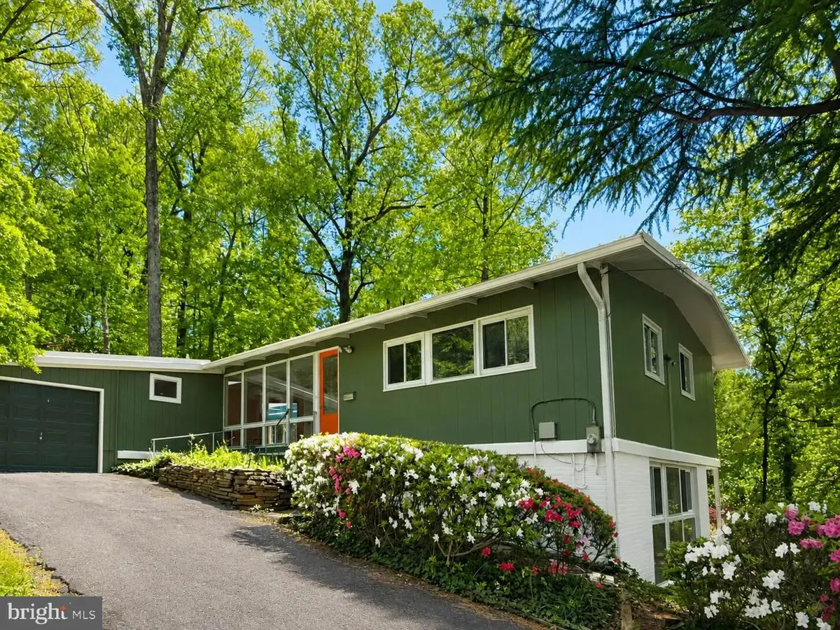 3419 Fiddlers Grn, Falls Church, VA 22044 - #1