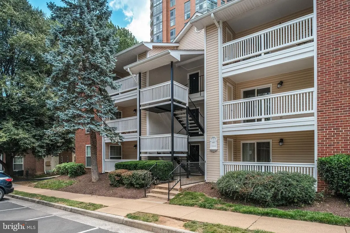 1517 Lincoln Way #204a, McLean, VA 22102 - Image #1