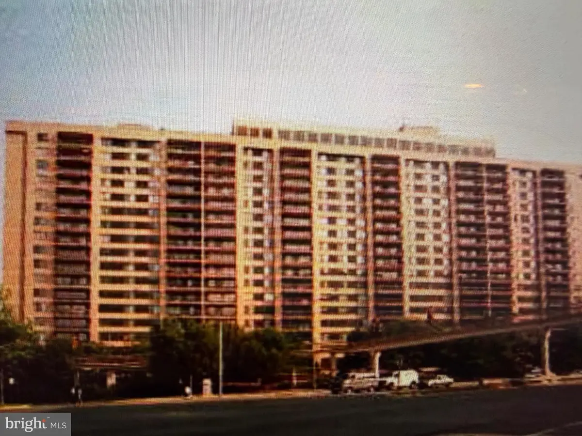 3709 S George Mason Dr #1014e, Falls Church, VA 22041 - #1