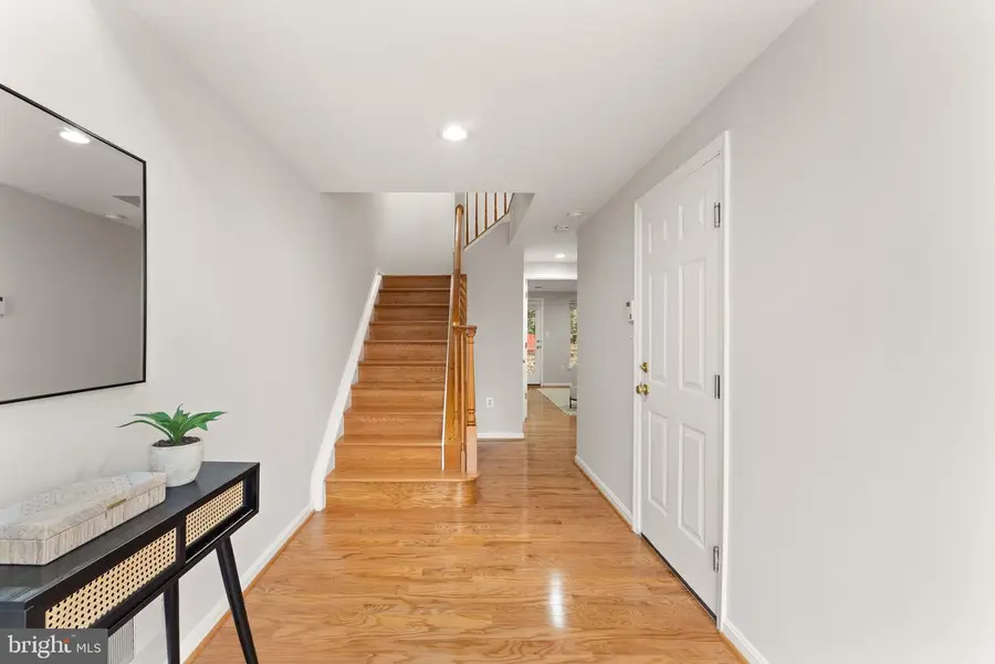 11625 Fairfax Commons Dr, Fairfax, VA 22030 - #3