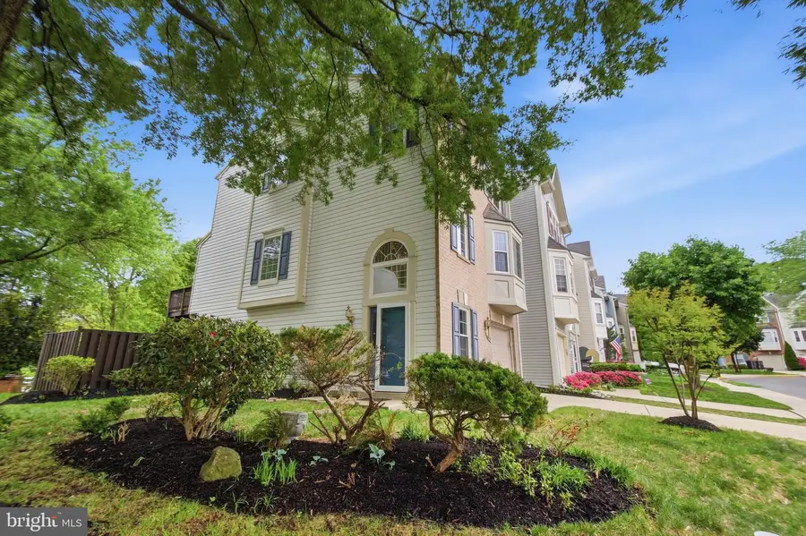 6001 Keble Dr, Alexandria, VA 22315 - #2
