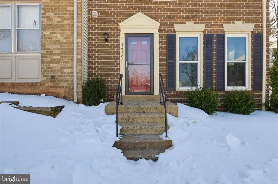 14187 Royal Oak Ln, Centreville, VA 20120 - Image #3