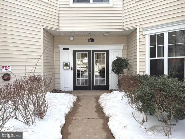 3851 Aristotle Ct #1-404, FAIRFAX, VA 22030