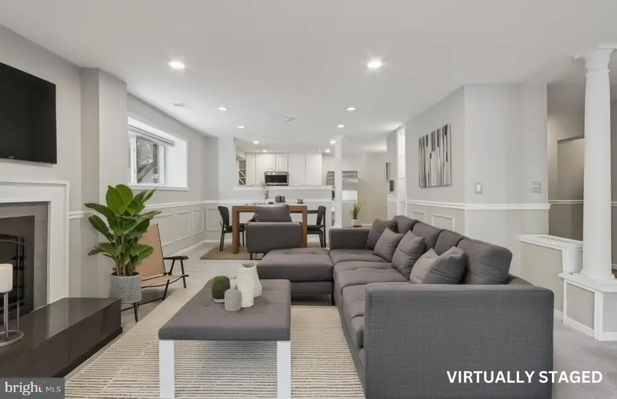 3769 Persimmon Cir, Fairfax, VA 22031 - #3