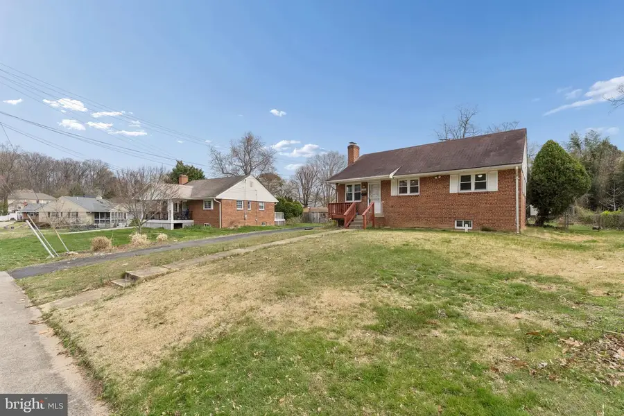 7209 Valleycrest Blvd, Annandale, VA 22003 - #3