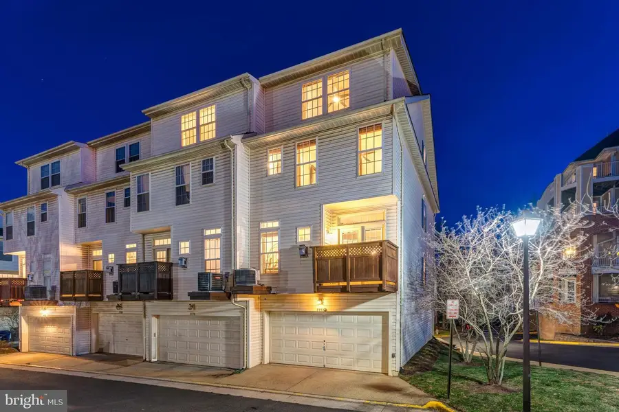 2772 Manhattan Pl, Vienna, VA 22180 - Image #3