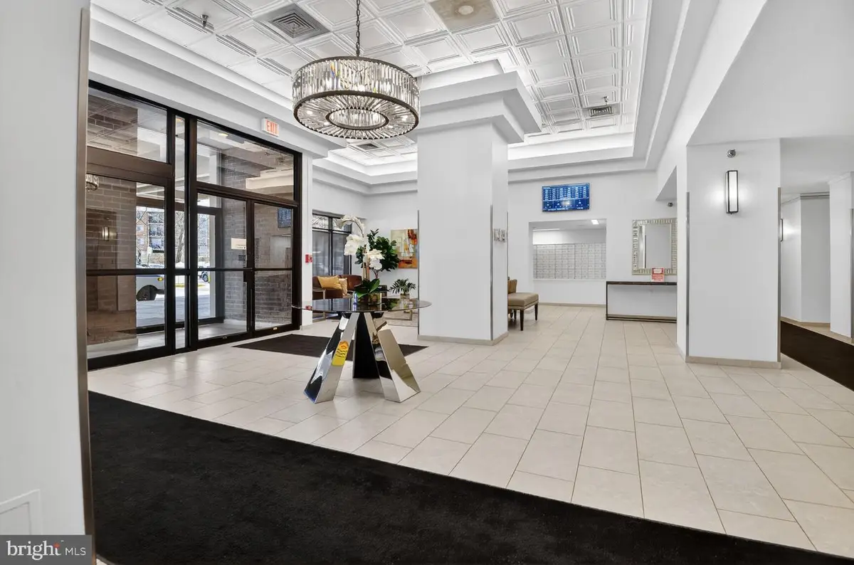 1808 Old Meadow Rd #1105, McLean, VA 22102 - #1