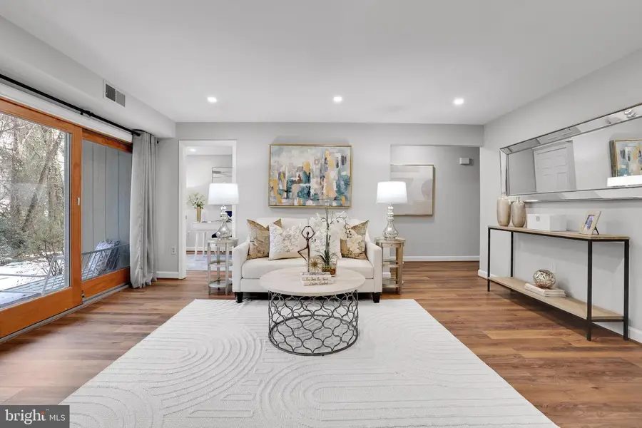 7746 New Providence Dr #93, Falls Church, VA 22042 - #3