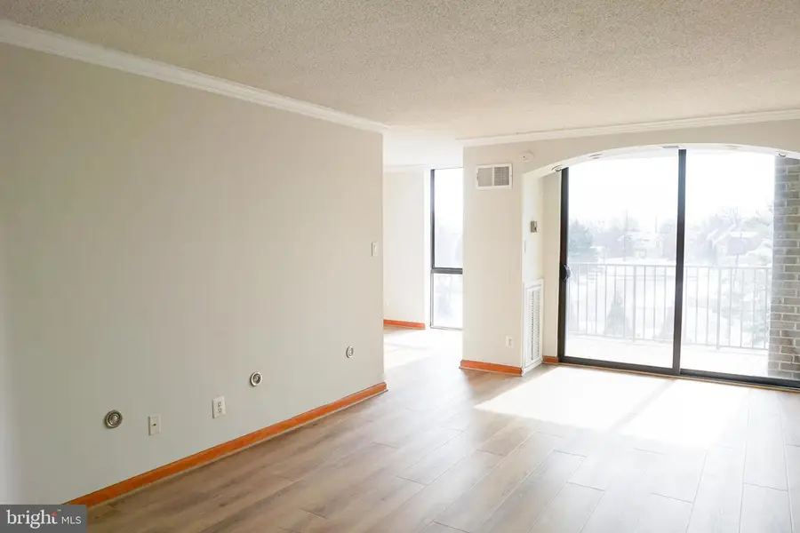 2311 Pimmit Dr #815, Falls Church, VA 22043 - #3