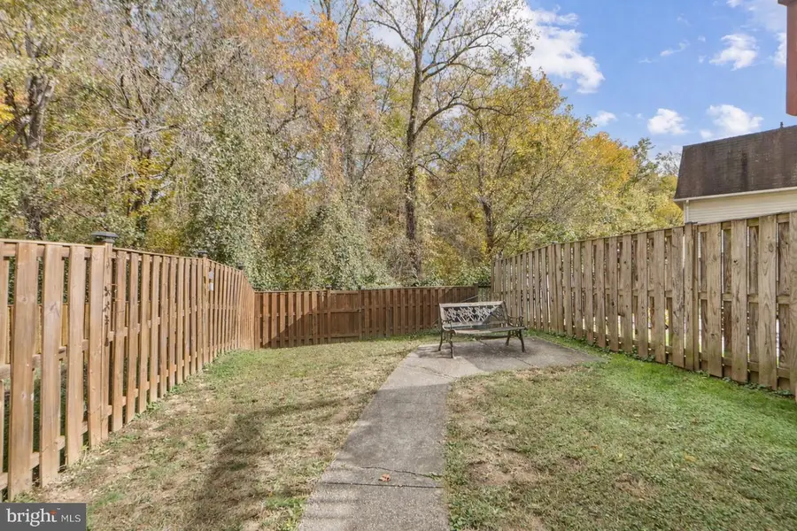 3051 Silent Valley Dr, Fairfax, VA 22031 - #2