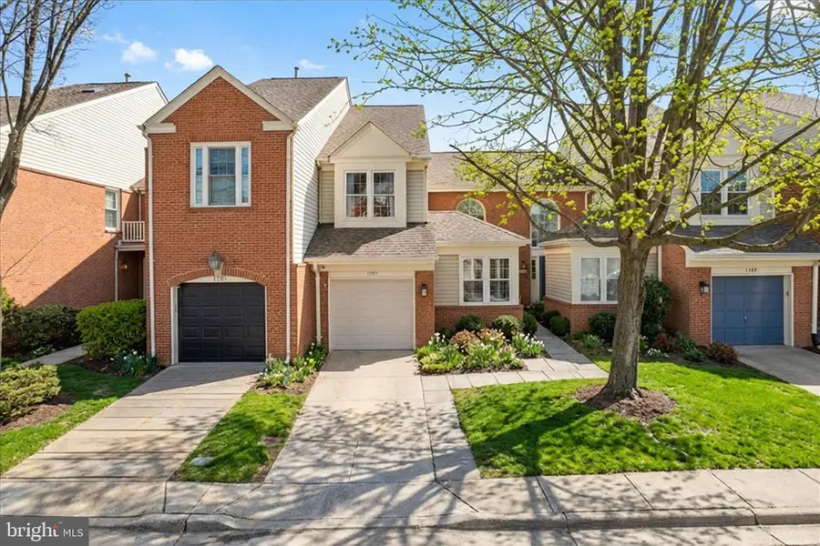 1787 Duffield Ln, Alexandria, VA 22307 - #2