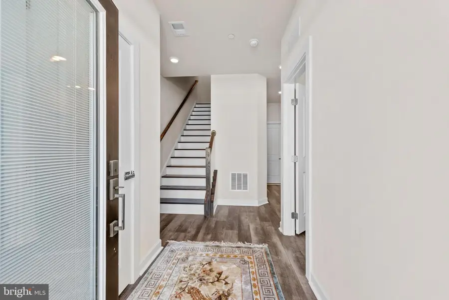 13039 Hattontown Sq, Herndon, VA 20171 - #3
