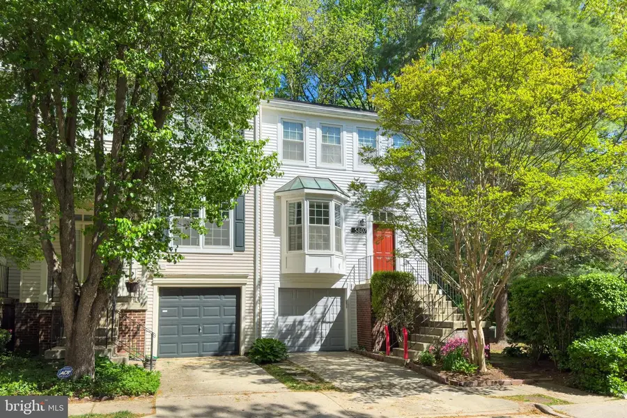 5807 Walden Commons Ct, Burke, VA 22015 - #2