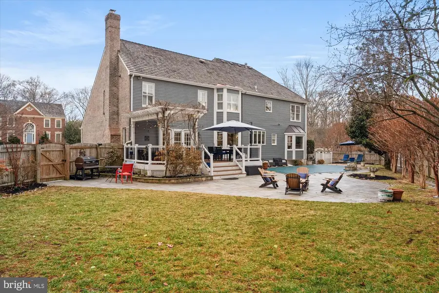 8812 Surrey Ct, Alexandria, VA 22309 - #3