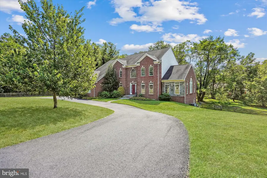 6975 Idylwood Rd, Falls Church, VA 22043 - #3