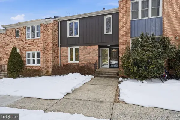 8309 Highcliffe Ct, ANNANDALE, VA 22003