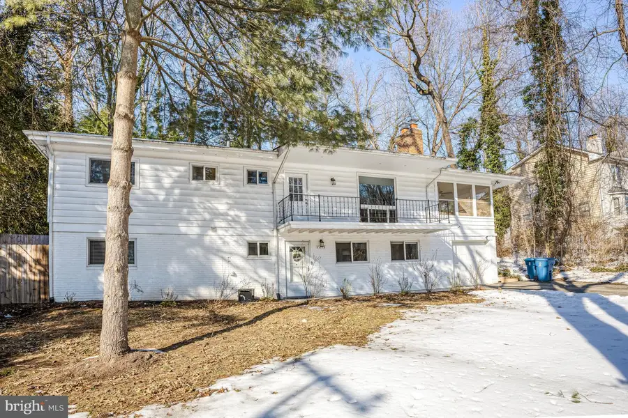 7213 Calamo St, Springfield, VA 22150 - #3