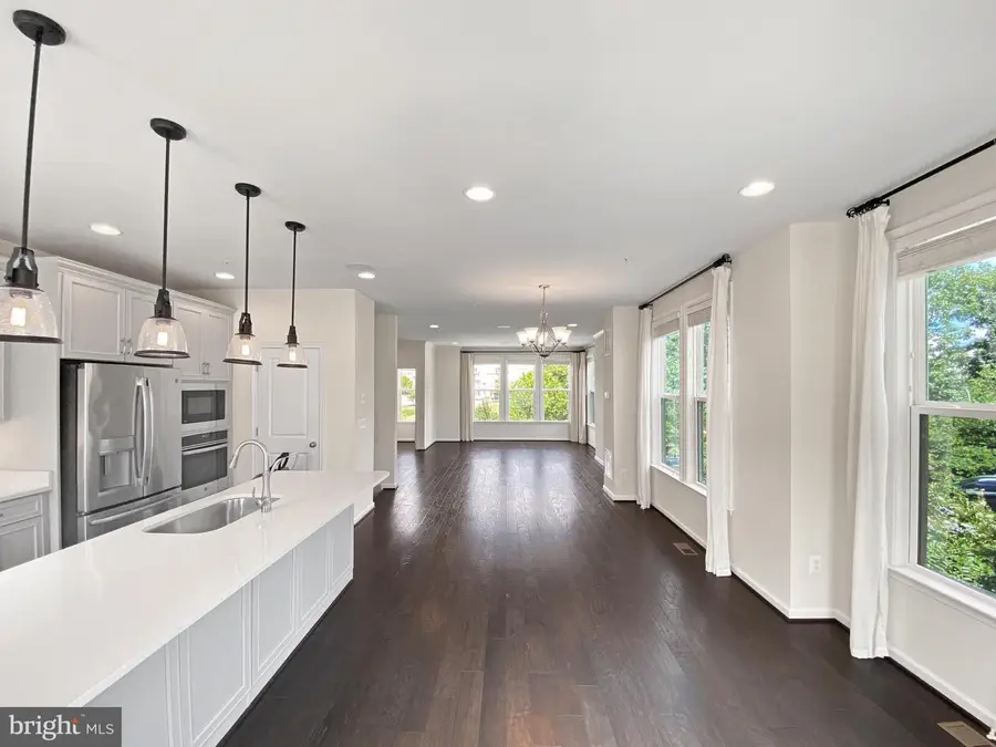 4967 Lakeside Xing, Chantilly, VA 20151 - #3