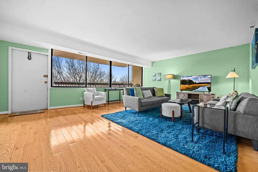 3713 S George Mason Dr #405w, Falls Church, VA 22041 - #3