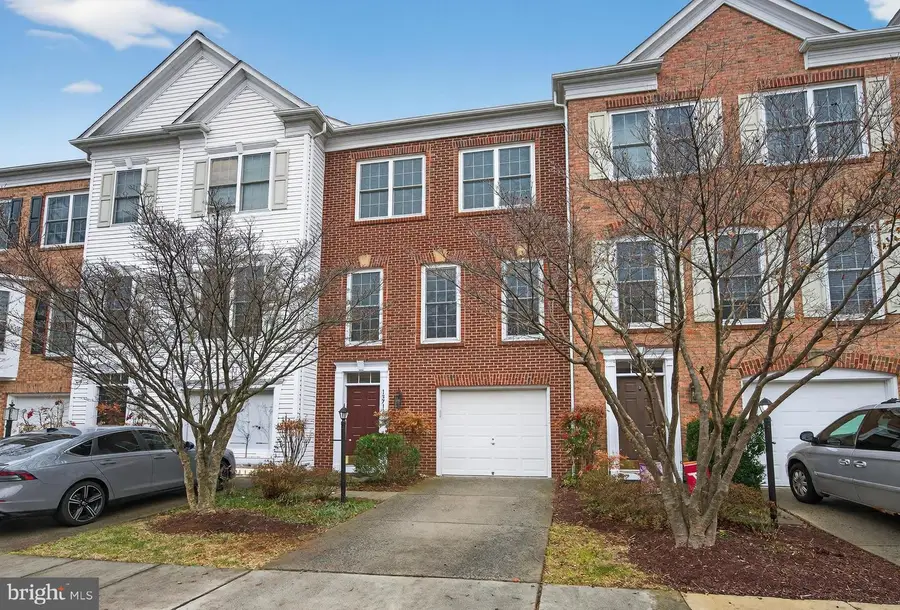 13717 Maple Sugar Ln, Herndon, VA 20171 - #2