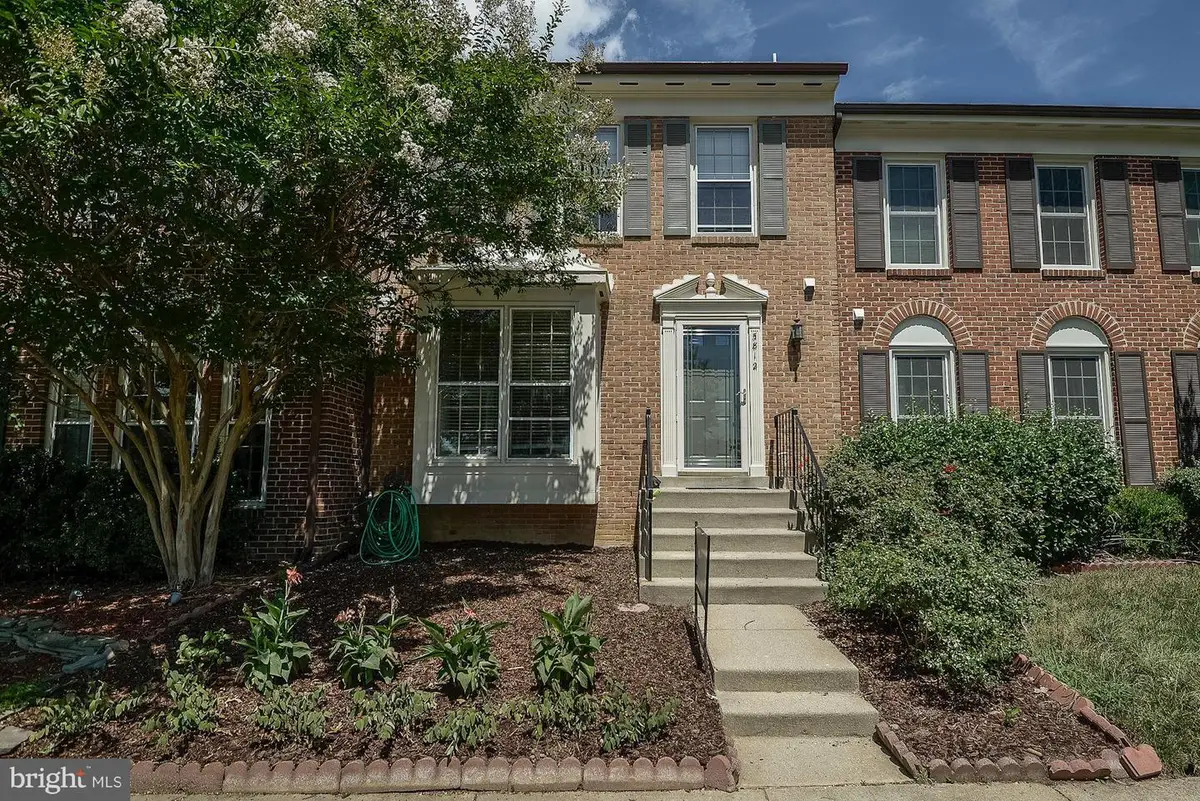 5812 Apsley House Ct, Alexandria, VA 22310 - #1