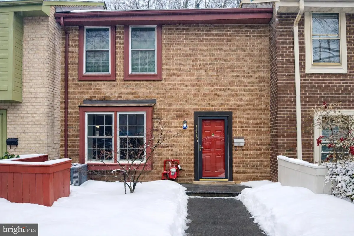 2158 Golf Course Dr. Dr, Reston, VA 20191 - #1