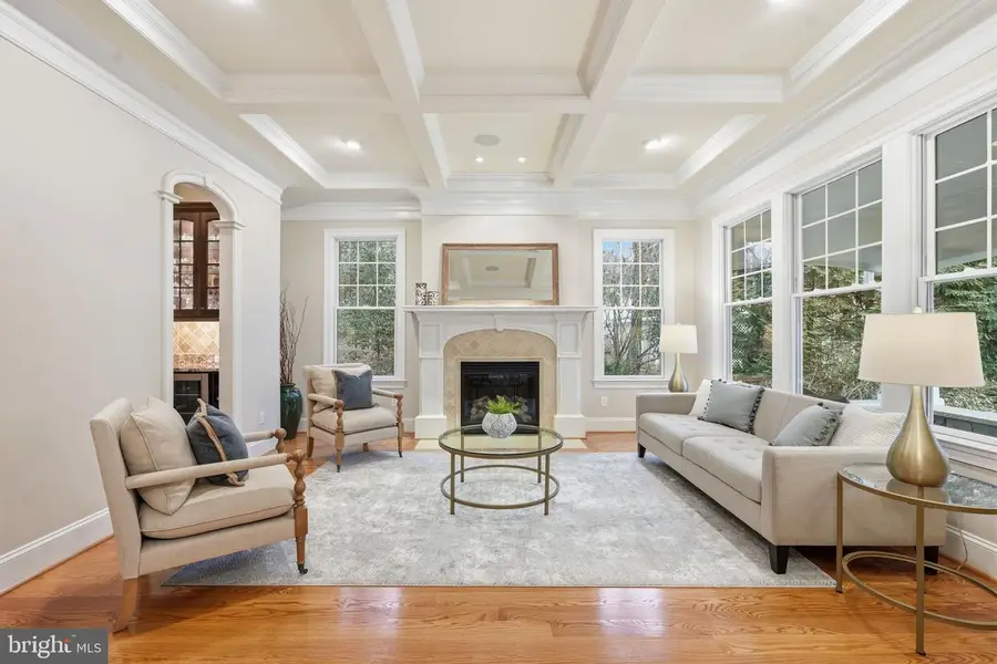 1889 Virginia Ave, McLean, VA 22101 - #3