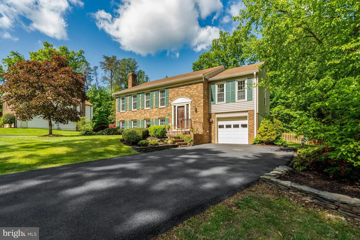 7604 Bertito Ln, Springfield, VA 22153 - #1