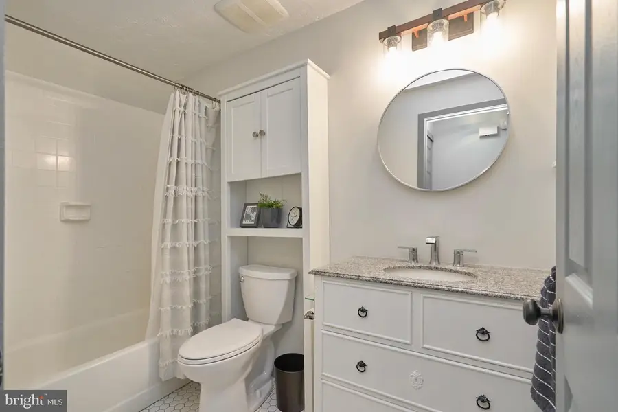 11703-c Summerchase Cir, Reston, VA 20194 - #3