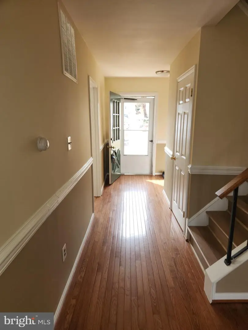 5422 Long Boat Ct, Fairfax, VA 22032 - #2